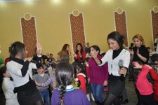 В Баку прошел праздничный концерт для детей "Nurlu Həyat" (ФОТО)