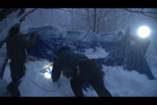 Участники экстремального реалити-шоу "Sinaq" стали питаться замороженной травой (ФОТО)