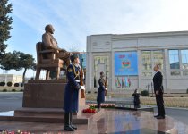 Президент Азербайджана ознакомился с работами по строительству и реконструкции в военном городке Особой государственной службы охраны (ФОТО)