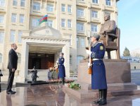 Президент Азербайджана ознакомился с работами по строительству и реконструкции в военном городке Особой государственной службы охраны (ФОТО)