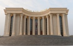 Президент Ильхам Алиев: В Азербайджане все сферы – образование, здравоохранение, общественные процессы развиваются в очень позитивном направлении (ФОТО)