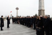 Президент Ильхам Алиев: В Азербайджане все сферы – образование, здравоохранение, общественные процессы развиваются в очень позитивном направлении (ФОТО)