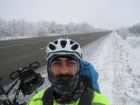 Велосипедист Рамиль Зиядов при -30 достиг Ростова и направляется в Украину (ФОТО)