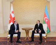 Состоялась встреча один на один президентов Азербайджана и Грузии (версия 2) (ФОТО)
