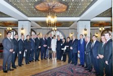 Президент Ильхам Алиев: Азербайджанское государство уделяет особое внимание развитию национальной музыки (версия 2) (ФОТО)