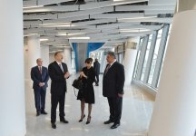 Президент Ильхам Алиев и его супруга ознакомились с ходом строительных работ на Национальной гимнастической арене в Баку (ФОТО)