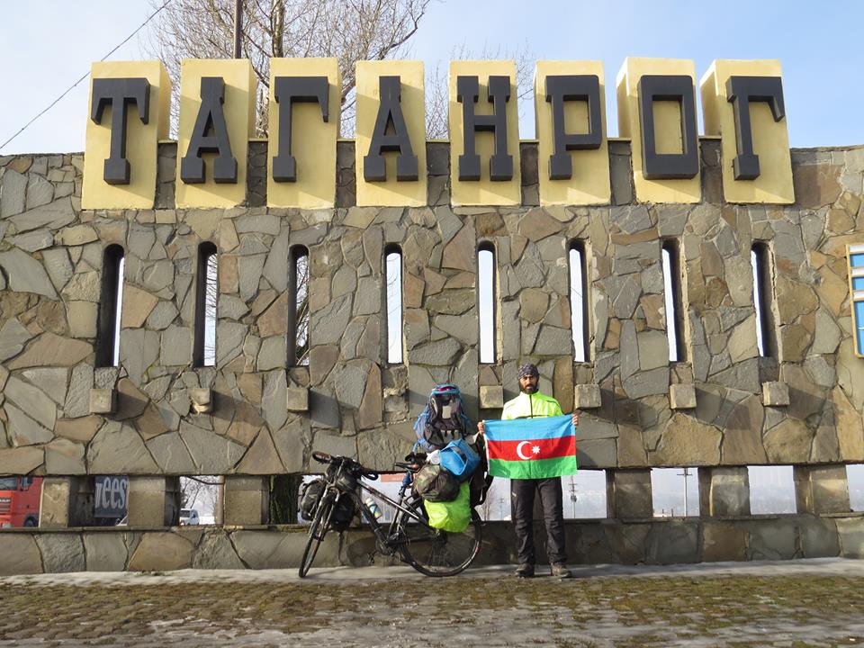 Известный велосипедист - путешественник Рамиль Зиядов в Украине: Донецк-Днепропетровск-Киев (фото)