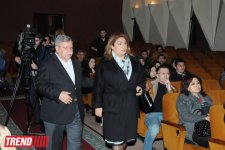 Фирангиз Шарифову аплодисментами проводили в последний путь: "Я безумно люблю вас всех!" (ФОТО)