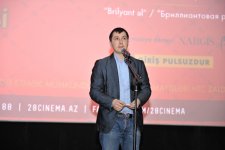 Владимир Меньшов в Баку: "Мне очень приятно видеть, как бакинцы встречают своего знаменитого земляка" (ФОТО)