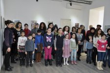 В Баку проходит выставка детского рисунка, посвященная Ходжалинской трагедии (ФОТО)