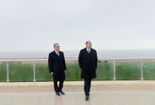 Ильхам Алиев ознакомился с ходом работ по благоустройству и реконструкции, проводимых в Сумгайытском городском парке культуры и отдыха имени Насими (ФОТО)