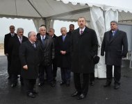 Президент Ильхам Алиев ознакомился с ходом работ по строительству и благоустройству на территории Беюк-Шор  (ФОТО)