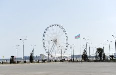 Президент Азербайджана и его супруга приняли участие в открытии в Баку современного аттракциона-панорамы (ФОТО)