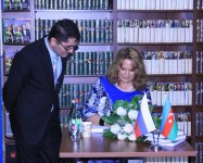 В Баку презентована книга российской писательницы Нины Пушковой, переведенная на азербайджанский язык (ФОТО)