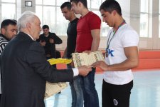 Определены победители чемпионата Азербайджана по армрестлингу среди взрослых и молодежи (ФОТО)