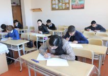 В Хачмазе прошла VI республиканская Олимпиада по русскому языку и литературе (ФОТО)
