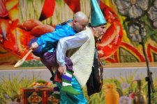 Топпуш-баджы порадовала детей "Весенней сказкой" (ФОТО)