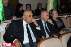 В Баку прошла церемония прощания с выдающимся писателем и сценаристом Исой Гусейновым (ФОТО)