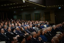 Президент Ильхам Алиев: Сильный Азербайджан сегодня играет стабилизирующую роль для региона (ФОТО)
