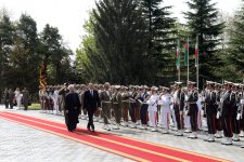 В Тегеране состоялась официальная церемония встречи Президента Азербайджана Ильхама Алиева  (ФОТО)