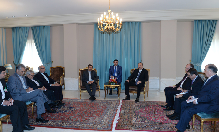 Azerbaijani president meets with Iranian government officials  (PHOTO)
