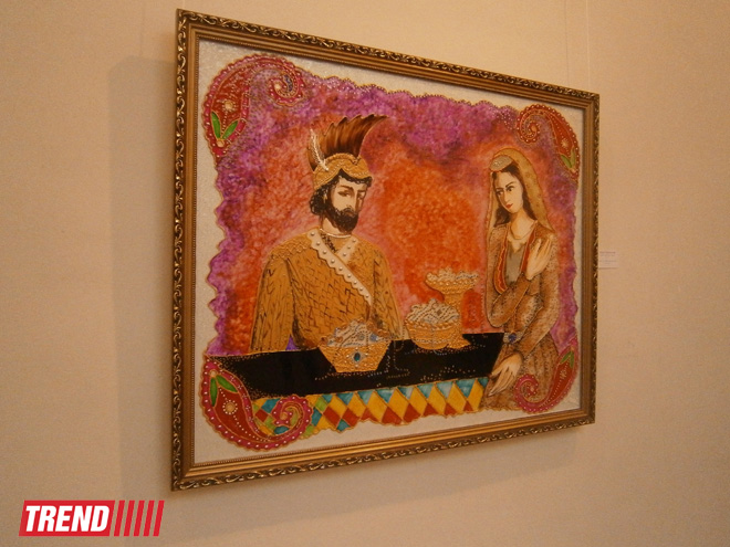 Герои произведений Низами Гянджеви в витражной росписи - выставка Магера Магеррамова(ФОТО)