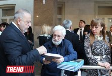 В Баку состоялась церемония вручения премии "Milli irs" и презентация книг -  "Гобустан – книга тысячелетий " и "Сказки древней крепости" (ФОТО)