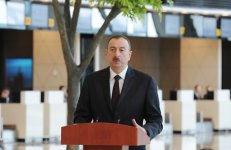 Президент Ильхам Алиев: Азербайджан и впредь будет играть роль транспортно-логистического центра в мировом масштабе (ФОТО)