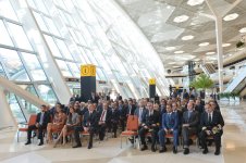 Президент Ильхам Алиев: Азербайджан и впредь будет играть роль транспортно-логистического центра в мировом масштабе (ФОТО)