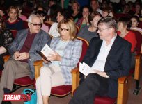 В Баку состоялась премьера спектакля XVII века в оригинальной постановке Анны Потаповой из Москвы (ФОТО)