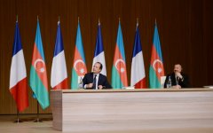 Президент Ильхам Алиев: Азербайджано-французские отношения и в будущем будут развиваться по нарастающей (ФОТО)
