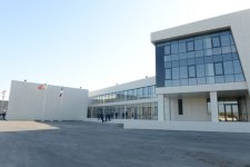 Ильхам Алиев и Франсуа Олланд, а также первая леди Мехрибан Алиева ознакомились с ходом строительства французского лицея в Баку (ФОТО)
