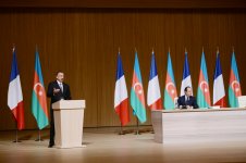 Президенты Азербайджана и Франции принимают участие в совместном бизнес-форуме (ФОТО)