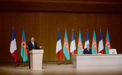 Президенты Азербайджана и Франции принимают участие в совместном бизнес-форуме (ФОТО)