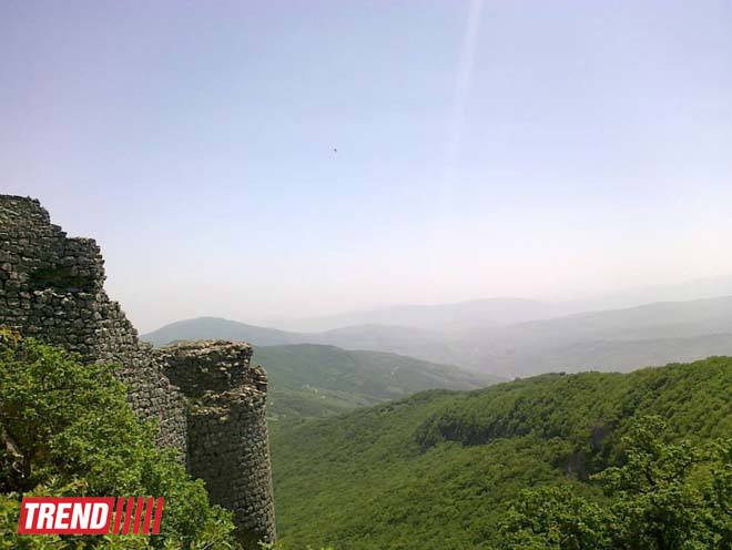 "Чыраг-гала: Крепость-светильник" - история древнего Азербайджана (ФОТО)