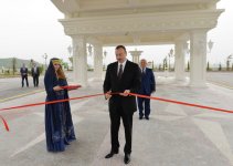 Ильхам Алиев принял участие в открытии пятизвездочного отеля в Шамахы (ФОТО)