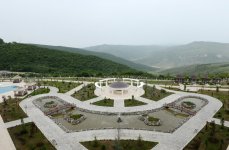 Ильхам Алиев принял участие в открытии пятизвездочного отеля в Шамахы (ФОТО)