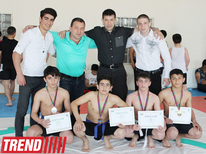Определились победители чемпионата Баку по сумо среди юношей (ФОТО)