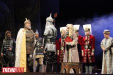 Потрясающая премьера спектакля "Амир Теймур" на основе исторической драмы Гусейна Джавида - на сцене Аздрамы (ФОТО)