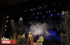 Потрясающая премьера спектакля "Амир Теймур" на основе исторической драмы Гусейна Джавида - на сцене Аздрамы (ФОТО)