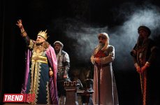 Потрясающая премьера спектакля "Амир Теймур" на основе исторической драмы Гусейна Джавида - на сцене Аздрамы (ФОТО)