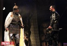 Потрясающая премьера спектакля "Амир Теймур" на основе исторической драмы Гусейна Джавида - на сцене Аздрамы (ФОТО)