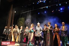 Потрясающая премьера спектакля "Амир Теймур" на основе исторической драмы Гусейна Джавида - на сцене Аздрамы (ФОТО)