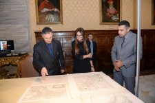 Первая леди Азербайджана Мехрибан Алиева ознакомилась с Ватиканской апостольской библиотекой (ФОТО)