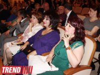 В Баку состоялся торжественный вечер, посвященный 75-летию известного писателя-драматурга Вагифа Самедоглу (ФОТО)