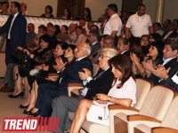 В Баку состоялся торжественный вечер, посвященный 75-летию известного писателя-драматурга Вагифа Самедоглу (ФОТО)