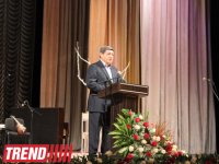 В Баку состоялся торжественный вечер, посвященный 75-летию известного писателя-драматурга Вагифа Самедоглу (ФОТО)
