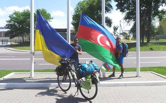 "Во имя Азербайджана" Рамиль Зиядов достиг Львова (ФОТО)