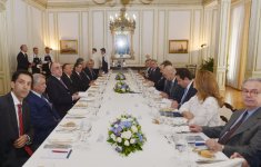 Президент Азербайджана встретился с премьер-министром Греции (ФОТО)