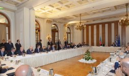 Состоялась встреча Президента Азербайджана и премьер-министра Греции с высокопоставленными деловыми людьми (ФОТО)